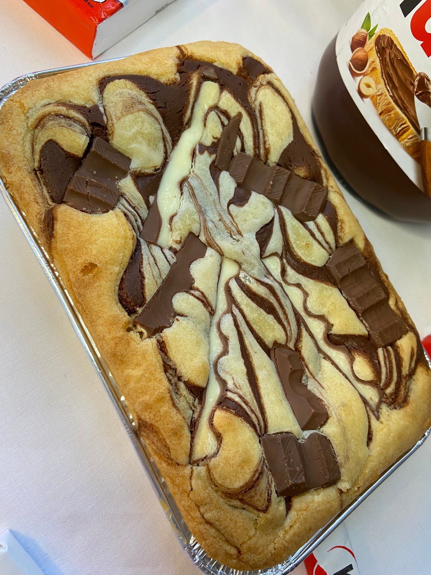 Kinder & Nutella Blondie Tray