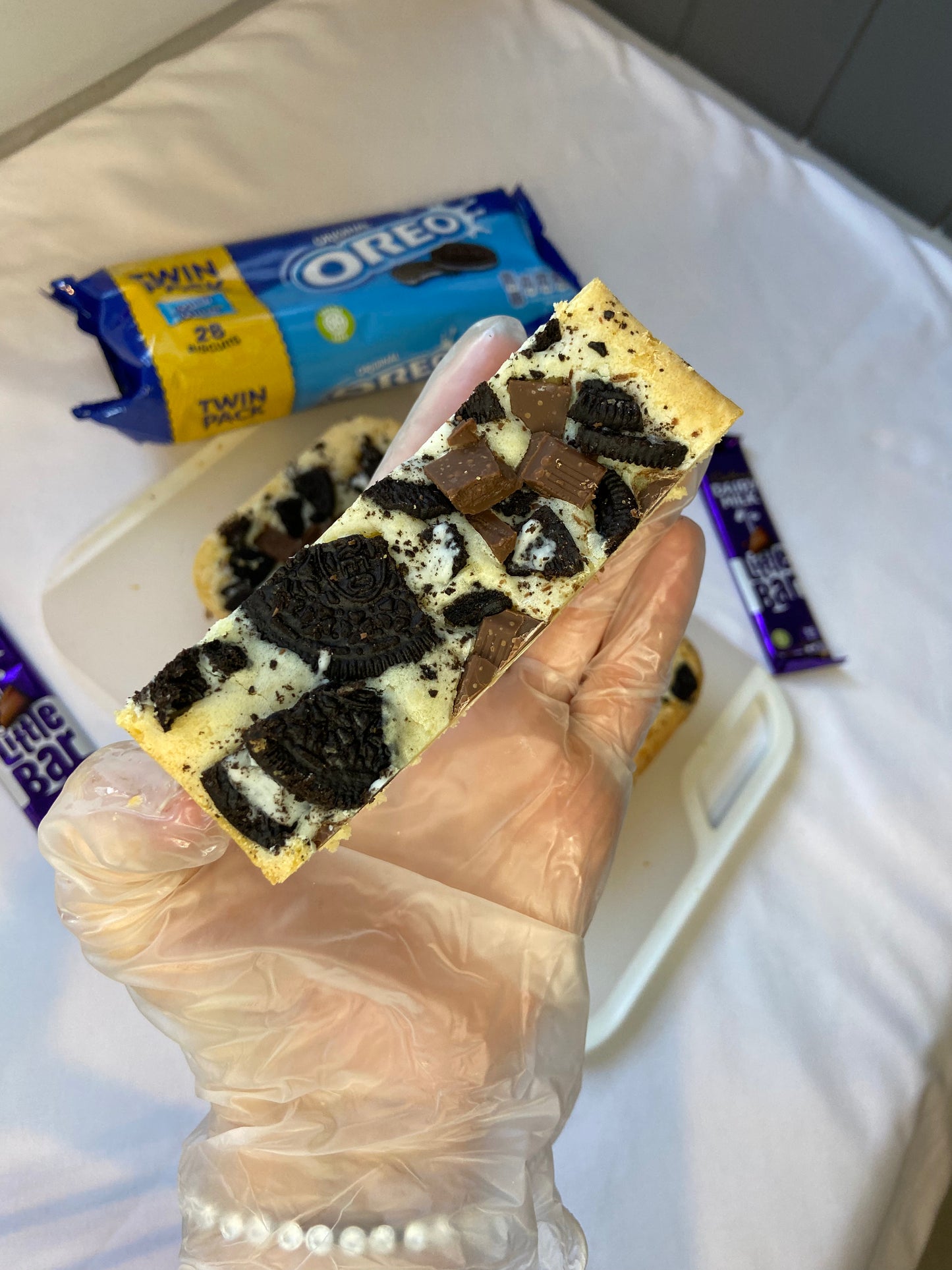 Oreo Blondie Tray