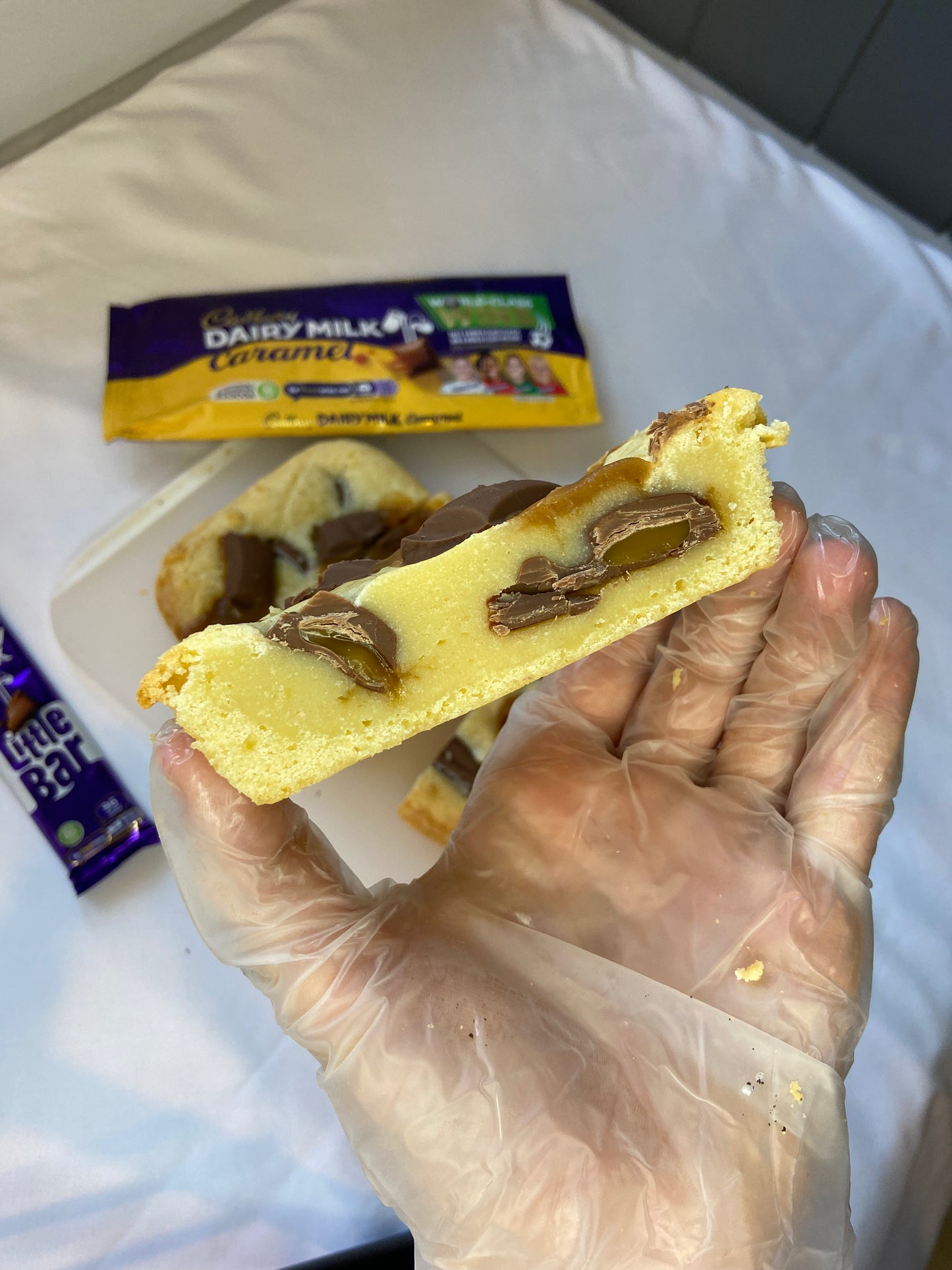 Cadburys Caramel Blondie Tray